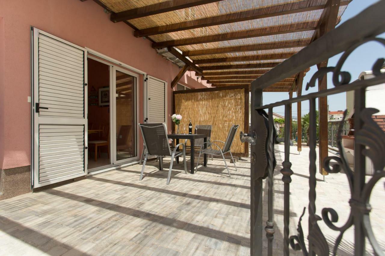 Apartments Angela Kaštela المظهر الخارجي الصورة