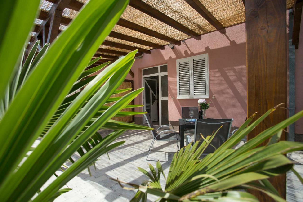 Apartments Angela Kaštela المظهر الخارجي الصورة
