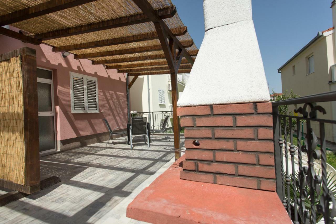 Apartments Angela Kaštela المظهر الخارجي الصورة