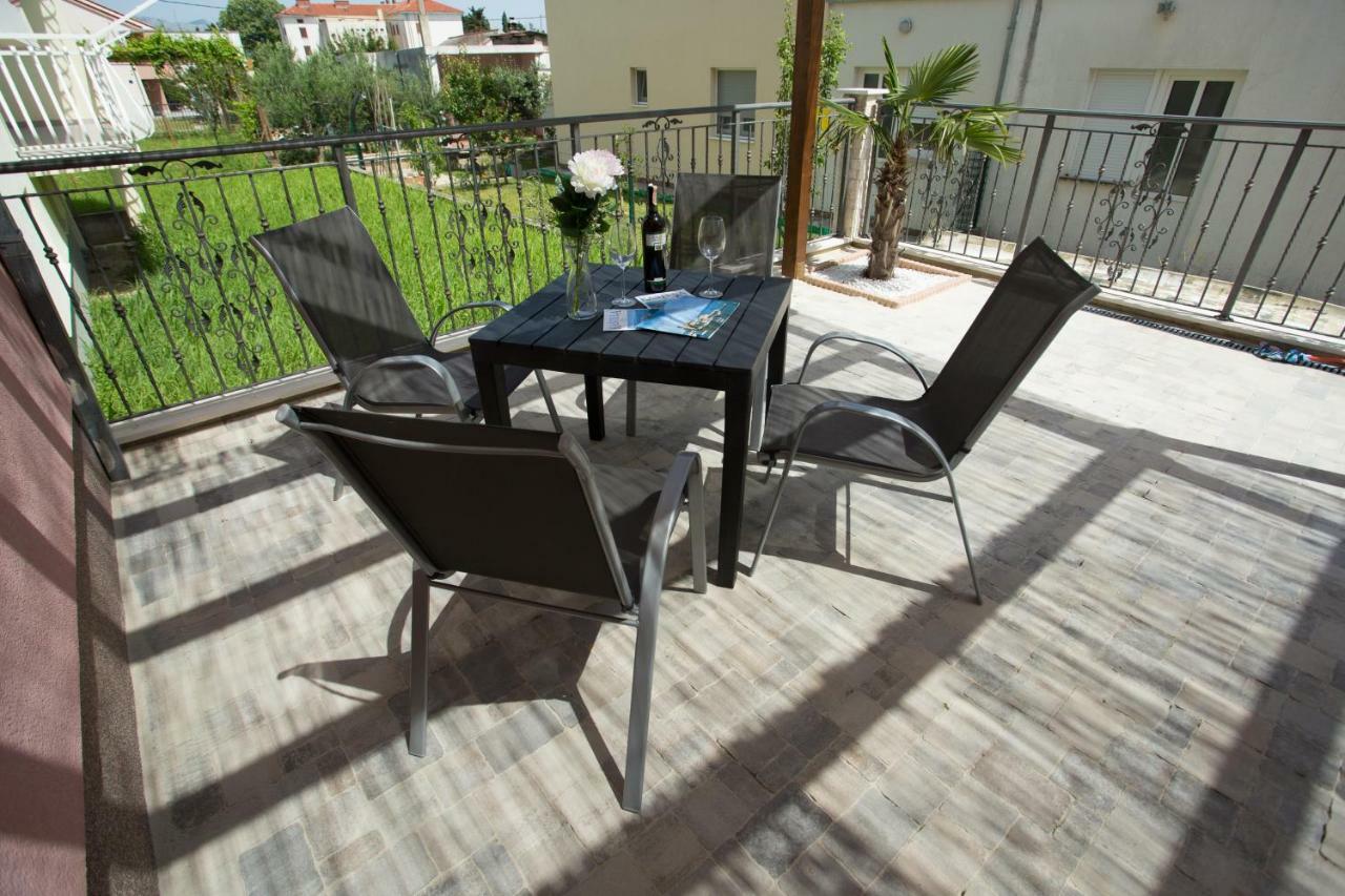 Apartments Angela Kaštela المظهر الخارجي الصورة