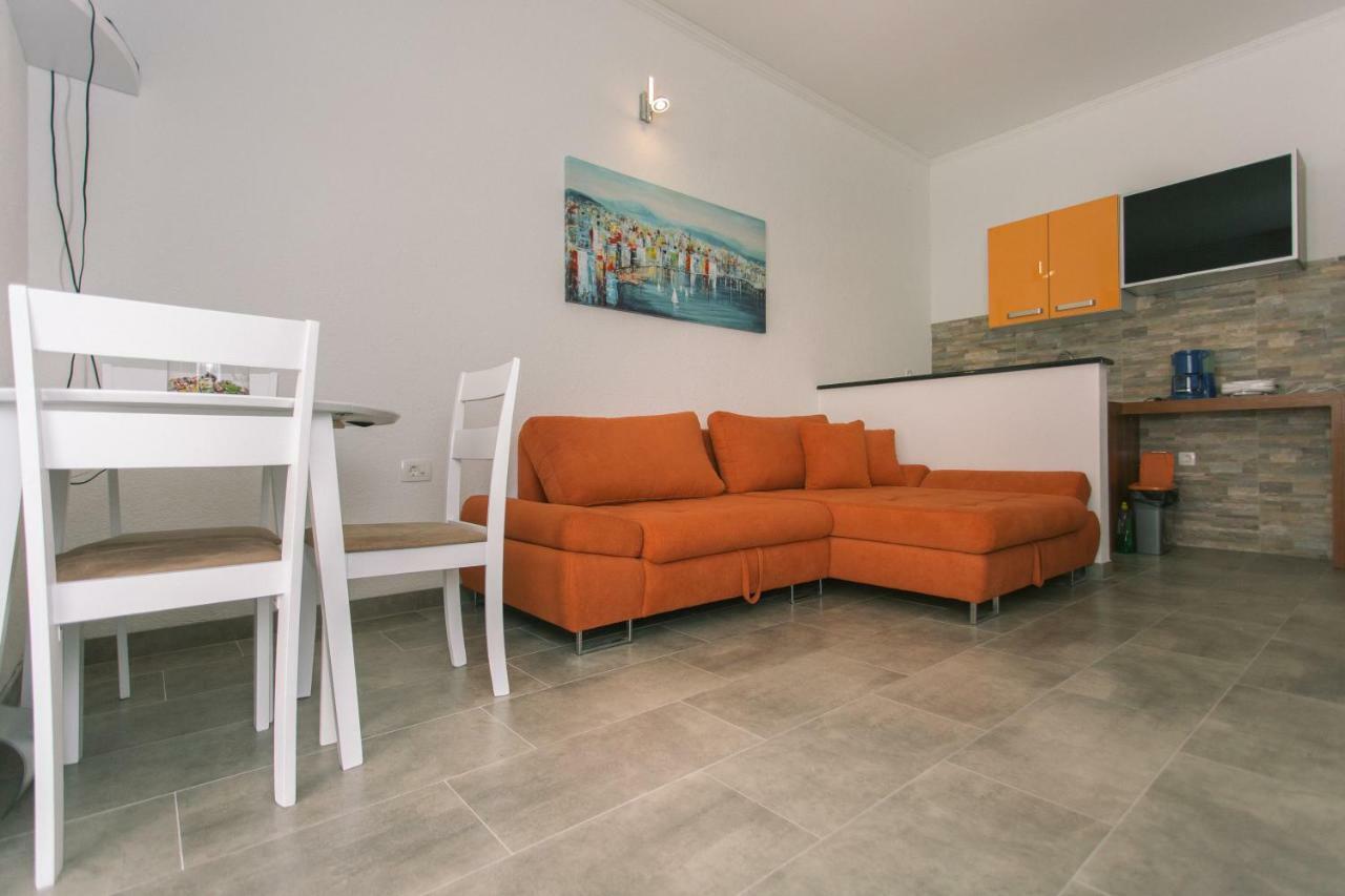 Apartments Angela Kaštela المظهر الخارجي الصورة